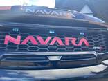 Nissan Navara 2.5 dCi Platinum Pickup 4dr Diesel Manual 4WD Euro 5 - photo 8